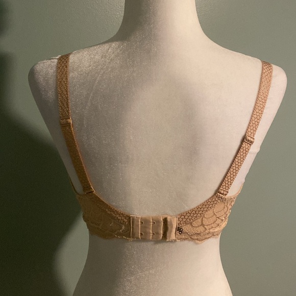 Simone Perele nude/beige t-shirt bra 30G - Picture 2 of 7